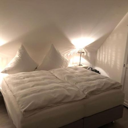 Reetdachhaus Seasons Mit Kamin & Sauna Groß Schwansee Εξωτερικό φωτογραφία
